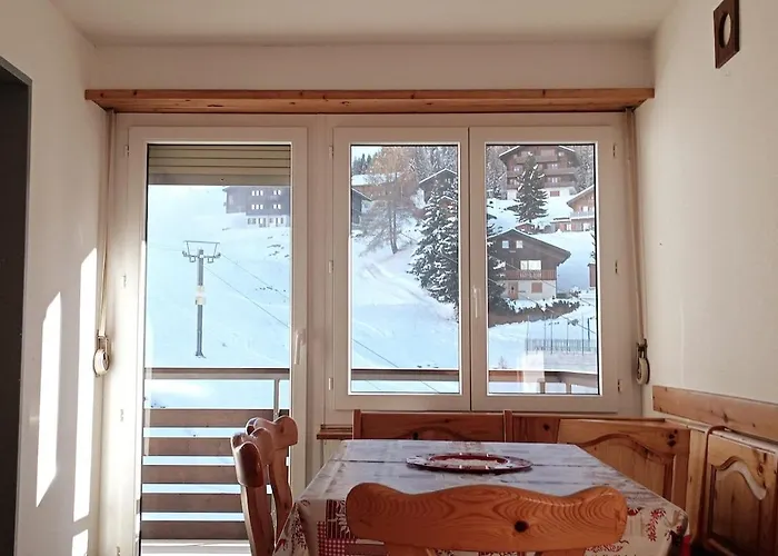 Sunny 5 Guests By Moosfluh Gondola * Ридеральп